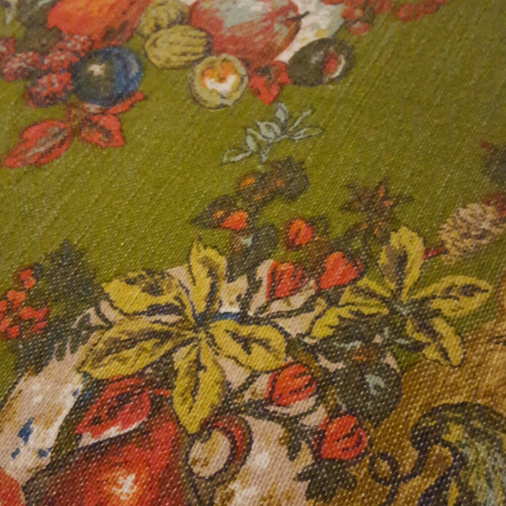 Vintage Rectangular Fringed Fruit Design Tablecloth 54" x 68" - Picture 14 of 16